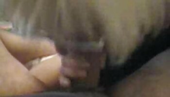 Molly rome bị sex nhanh bo chong nang dau xé toạc trên đi văng